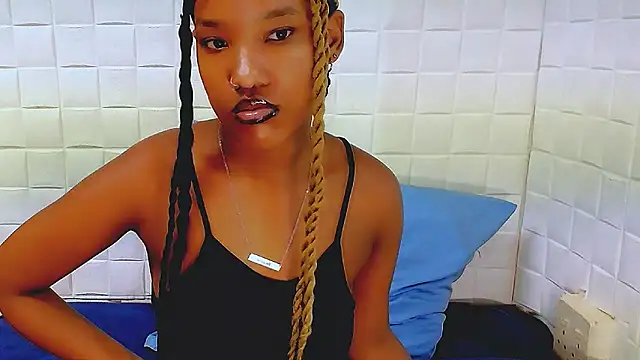 Snapshot of EroticSexyPrada chatting on 22, 3, 2025 EroticSexyPrada online show from 22, 3, 2025