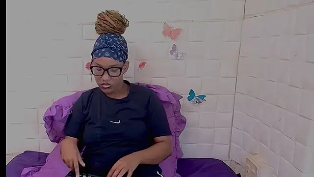 Snapshot of EroticSexyPrada chatting on 15, 2, 2026 EroticSexyPrada online show from 15, 2, 2026