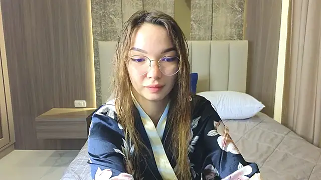 Snapshot of SusannJohnson chatting on 1, 2, 2026 SusannJohnson online show from 1, 2, 2026