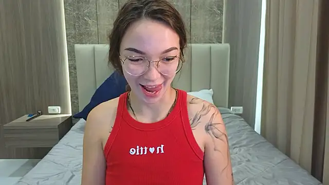 Snapshot of SusannJohnson chatting on 28, 2, 2026 SusannJohnson online show from 28, 2, 2026