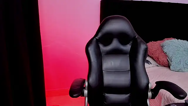 Paulina Lopezz online show from 24, 3, 2026