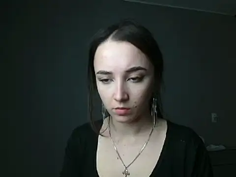 Eva Gloryy online show from 7, 3, 2025