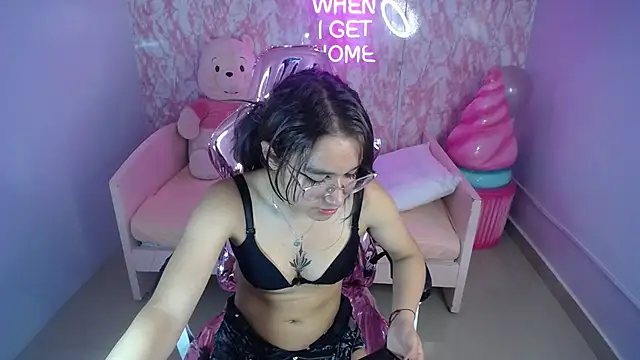 kassandra ch  online show from 29, 1, 2025