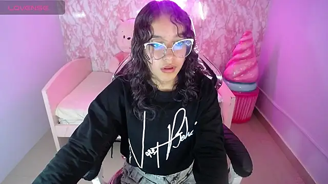 kassandra ch  online show from 15, 2, 2025