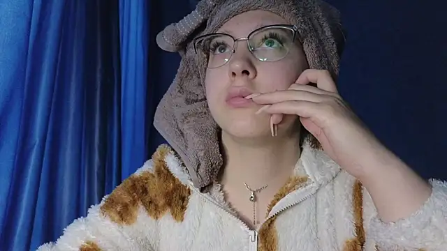 HotBrandyX online show from 14, 9, 2025