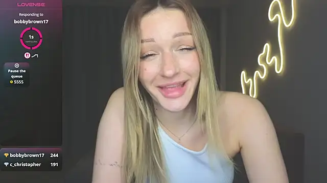 MargaretSweet1 online show from 8, 4, 2026