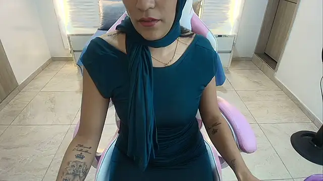 Snapshot of Zulema_hamdi chatting on 6, 2, 2025 Zulema hamdi online show from 6, 2, 2025