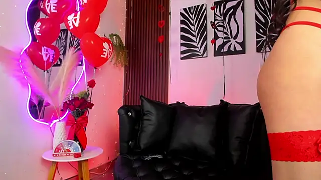 Snapshot of Georgina_caruso chatting on 14, 2, 2025 Georgina caruso online show from 14, 2, 2025