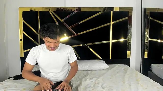 Snapshot of DanteAndKyle chatting on 30, 1, 2025 DanteAndKyle online show from 30, 1, 2025