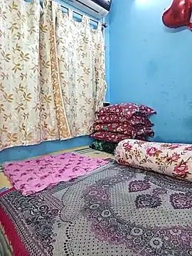 hevensex143 online show from 8, 4, 2026