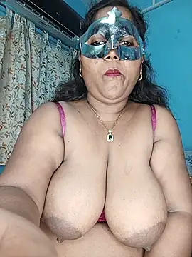 Snapshot of hevensex143 chatting on 18, 7, 2026 hevensex143 online show from 18, 7, 2026