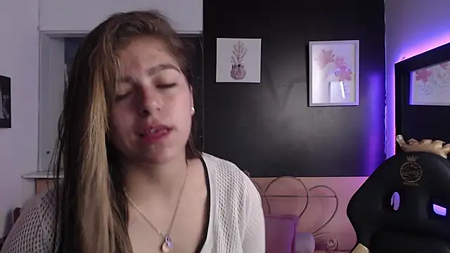 Kitten Cam online show from 22, 10, 2025