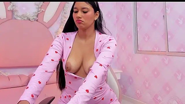 LIA SWAN  online show from 2, 2, 2026