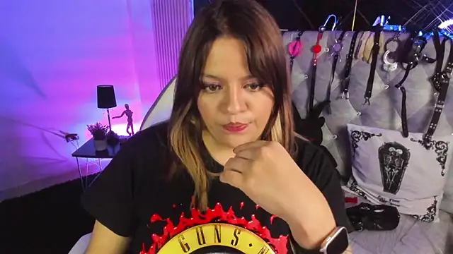 Snapshot of victoria__floyd chatting on 12, 1, 2026 victoria floyd online show from 12, 1, 2026