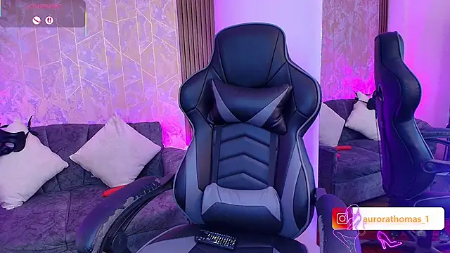 Aurora thomas  1 online show from 3, 2, 2026