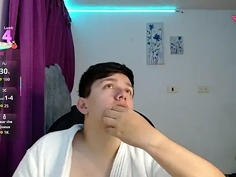 Snapshot of Alan_red chatting on 25, 10, 2025 Alan red online show from 25, 10, 2025