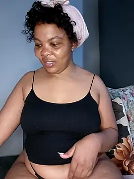 Snapshot of Fattypussyxx chatting on 8, 7, 2026 Fattypussyxx online show from 8, 7, 2026