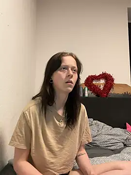 Ciara2004 online show from 19, 4, 2026