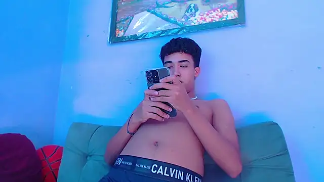 Snapshot of Kleo_forever chatting on 19, 1, 2025 Kleo forever online show from 19, 1, 2025