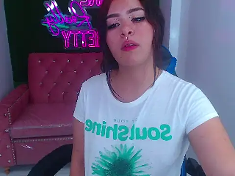 Snapshot of edda_t chatting on 25, 1, 2025 edda t online show from 25, 1, 2025