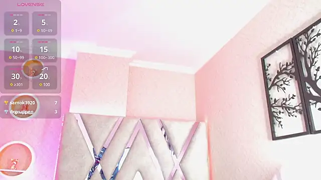 Sophia waalker  1 online show from 27, 1, 2025