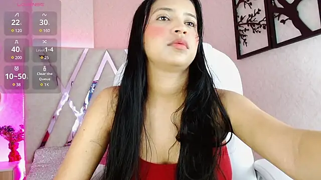 Sophia waalker  1 online show from 5, 2, 2025