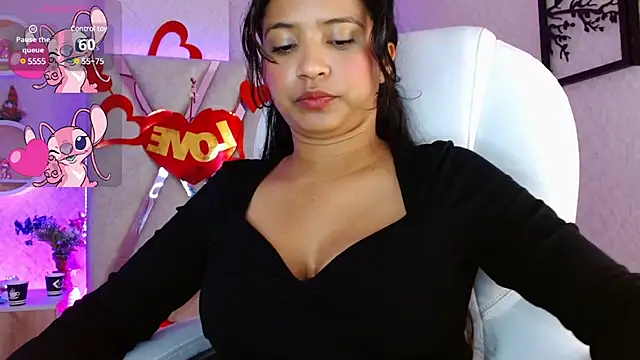 Sophia waalker  1 online show from 21, 2, 2025