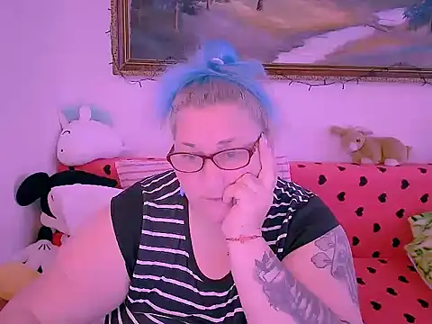 mayamayx online show from 21, 11, 2025