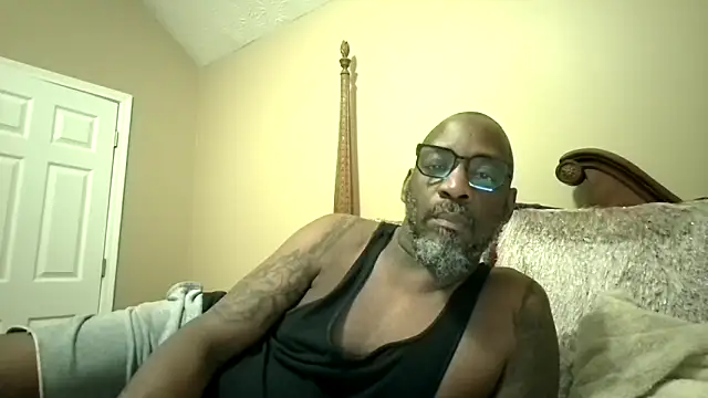 Snapshot of Soultouch1 chatting on 30, 4, 2026 Soultouch1 online show from 30, 4, 2026