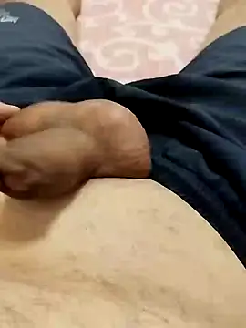 Snapshot of ALEX19833 chatting on 21, 1, 2025 ALEX19833 online show from 21, 1, 2025