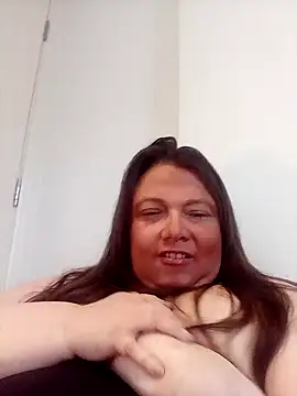 Snapshot of HotHornyEmmaX chatting on 3, 2, 2025 HotHornyEmmaX online show from 3, 2, 2025