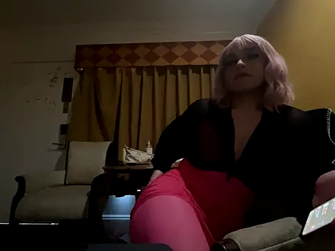 Snapshot of Isabella-tw chatting on 13, 10, 2025 Isabella-tw online show from 13, 10, 2025