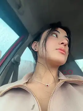 fiorella paris online show from 15, 4, 2026