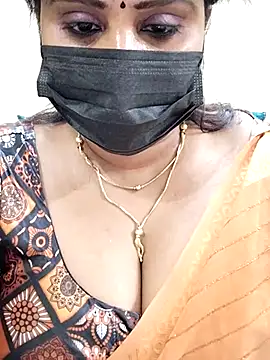 Snapshot of Queenflowerr chatting on 12, 3, 2025 Queenflowerr online show from 12, 3, 2025