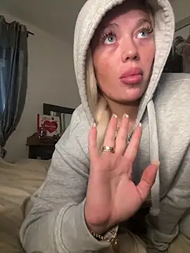 blissdimicco online show from 23, 2, 2025