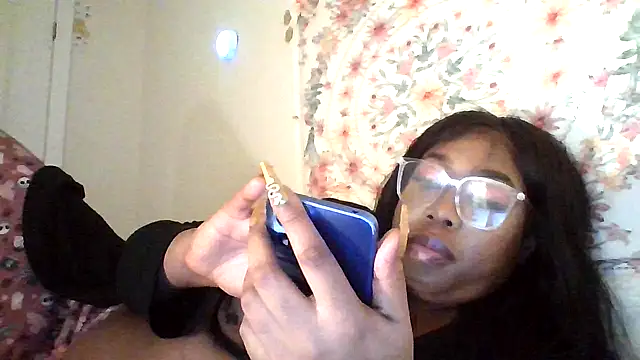 Snapshot of angeliquebelcali chatting on 20, 9, 2025 angeliquebelcali online show from 20, 9, 2025