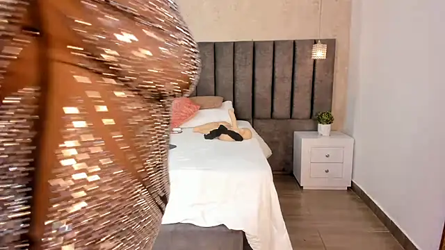 Snapshot of Mara_Torres1 chatting on 9, 2, 2025 Mara Torres1 online show from 9, 2, 2025