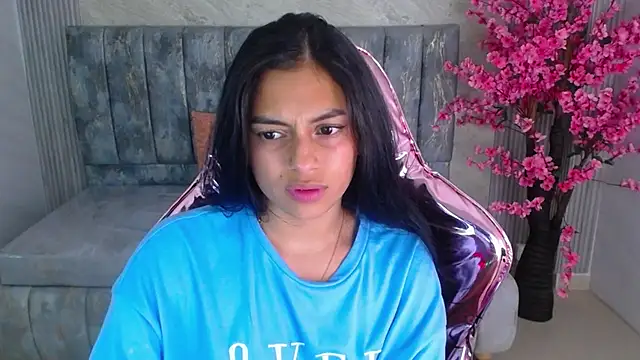 Snapshot of lilith_petit_sub chatting on 31, 1, 2025 lilith petit sub online show from 31, 1, 2025