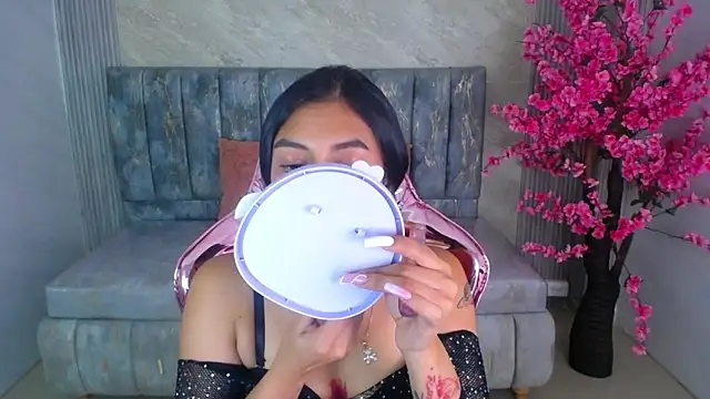 Snapshot of lilith_petit_sub chatting on 4, 2, 2025 lilith petit sub online show from 4, 2, 2025