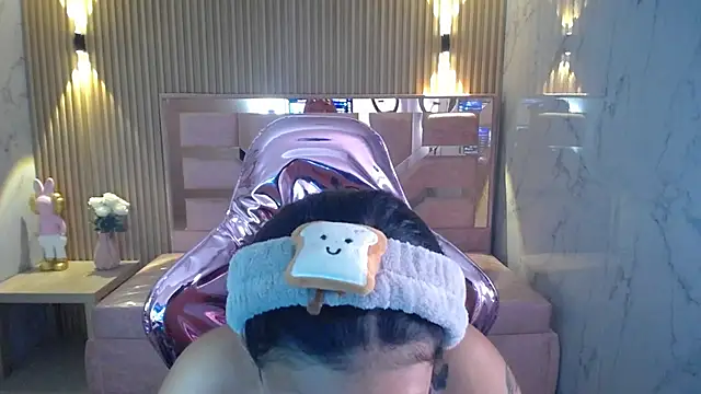 Snapshot of lilith_petit_sub chatting on 15, 2, 2025 lilith petit sub online show from 15, 2, 2025