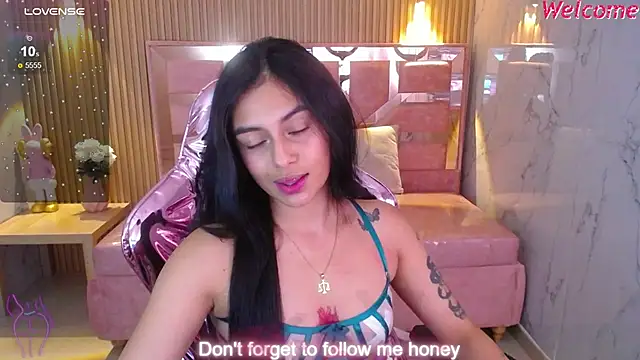 Snapshot of lilith_petit_sub chatting on 4, 3, 2025 lilith petit sub online show from 4, 3, 2025