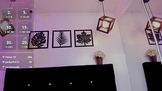 Belinda Braund online show from 4, 12, 2025