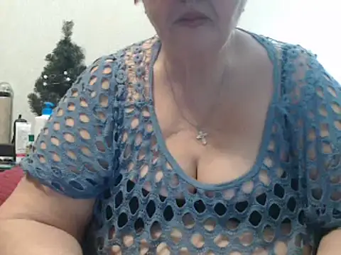 DeniseeRosea online show from 4, 3, 2025