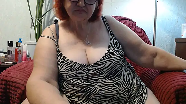 Snapshot of DeniseeRosea chatting on 9, 7, 2026 DeniseeRosea online show from 9, 7, 2026