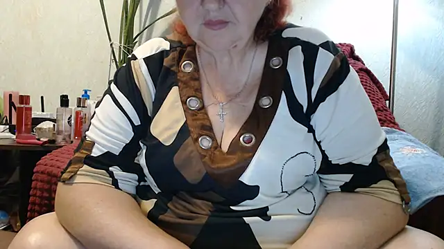 Snapshot of DeniseeRosea chatting on 11, 7, 2026 DeniseeRosea online show from 11, 7, 2026