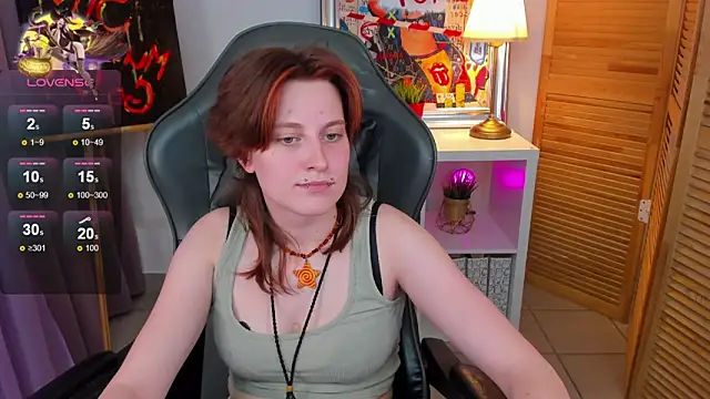 Snapshot of Jiffyyo chatting on 7, 2, 2025 Jiffyyo online show from 7, 2, 2025