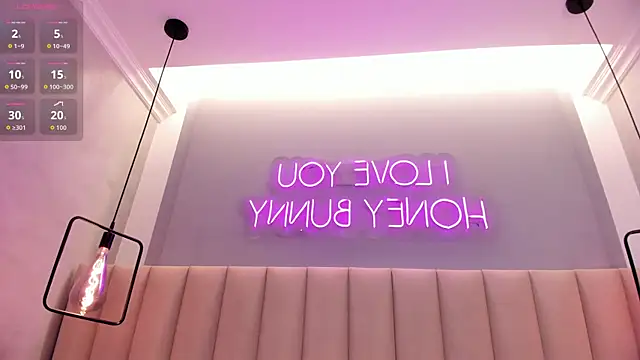 Snapshot of Naomymonroe_ chatting on 14, 7, 2026 Naomymonroe online show from 14, 7, 2026