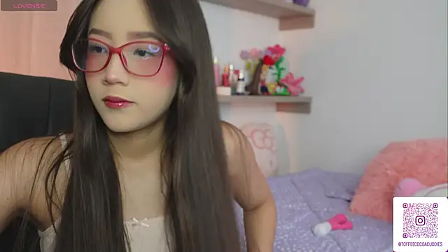 Snapshot of sophi_lii chatting on 7, 5, 2026 sophi lii online show from 7, 5, 2026
