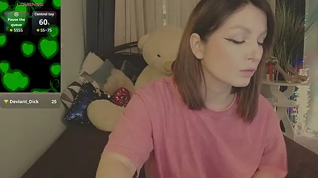Snapshot of BritneyBarker chatting on 25, 5, 2026 BritneyBarker online show from 25, 5, 2026