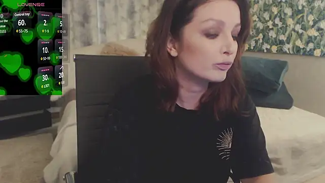 Snapshot of BritneyBarker chatting on 18, 6, 2026 BritneyBarker online show from 18, 6, 2026